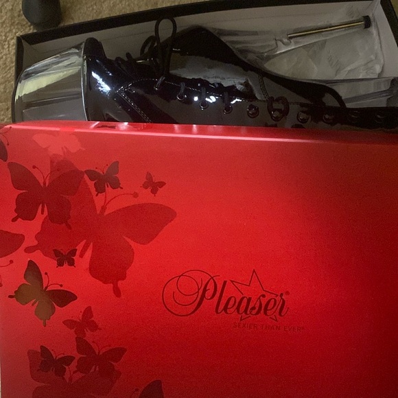 Adore Black Ankle Boots with Glossy Finish - Picture 8 of 8